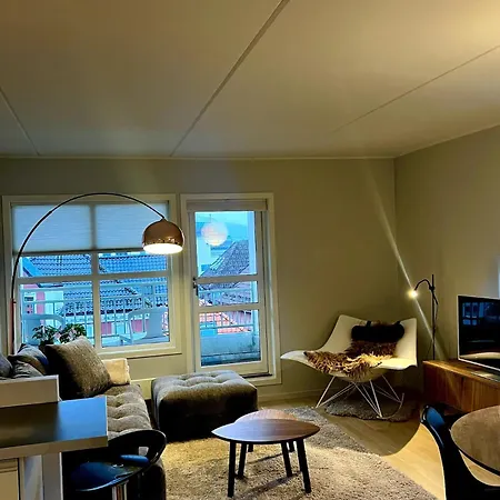 Luxurious In The Heart Of Apartment